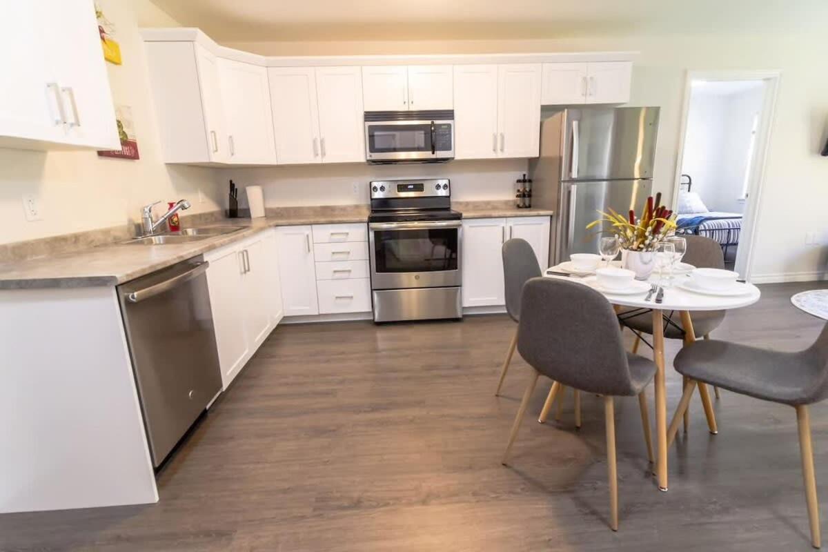 Brand New Gorgeous Condo Near Unb & Hospital Coffee Parking 202 Saint John Buitenkant foto