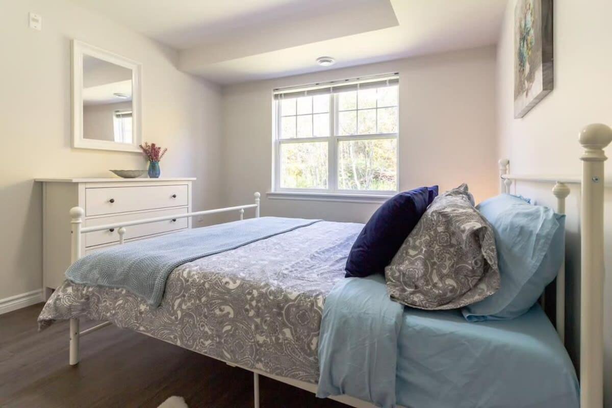 Brand New Gorgeous Condo Near Unb & Hospital Coffee Parking 202 Saint John Buitenkant foto